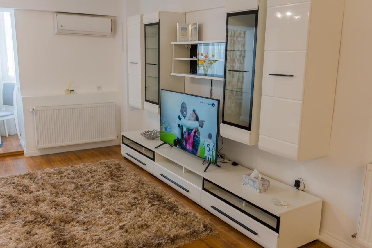 Cozy & Spacious 2Br Apartment With Netflix Букурещ Екстериор снимка