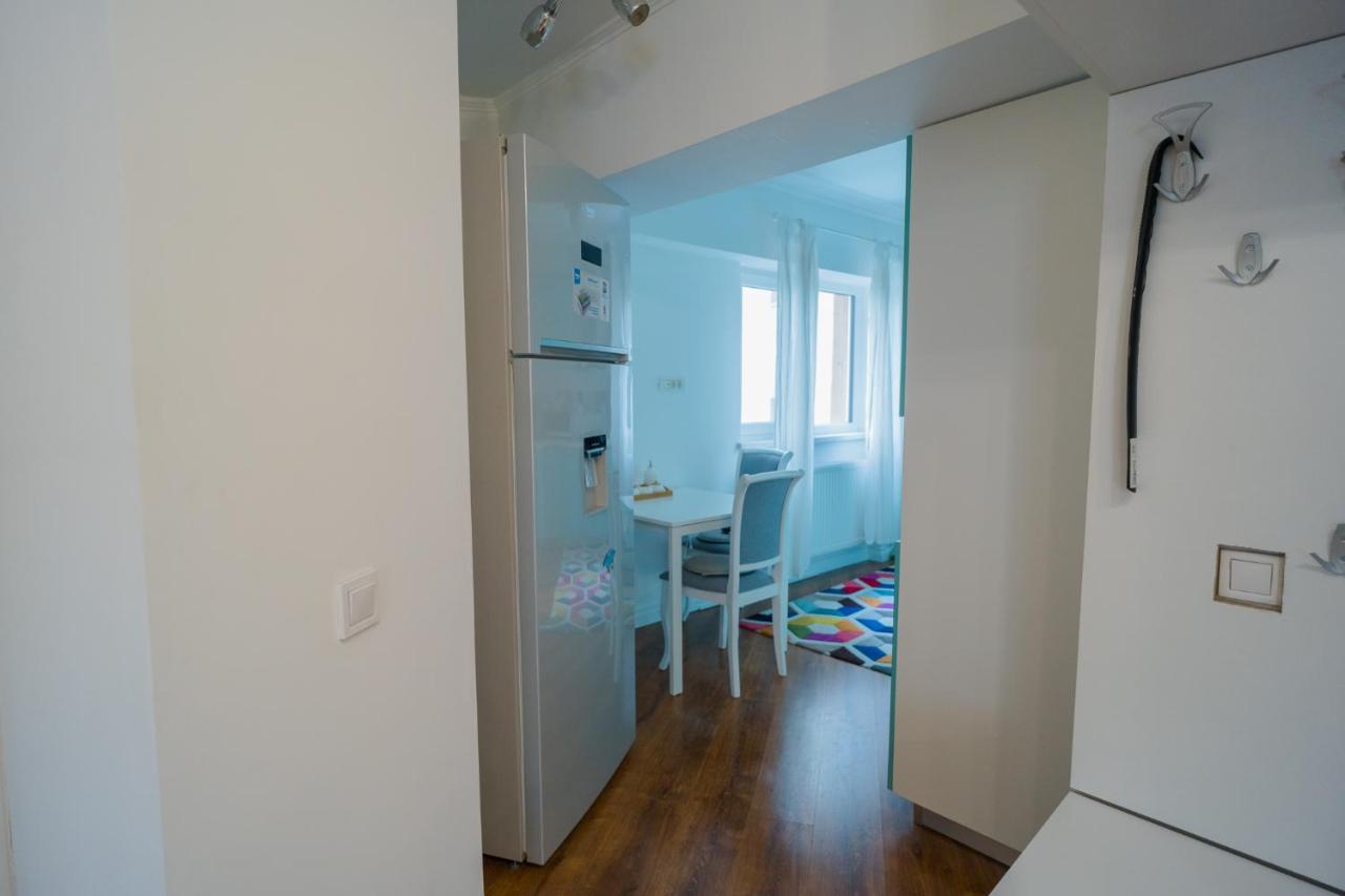 Cozy & Spacious 2Br Apartment With Netflix Букурещ Екстериор снимка