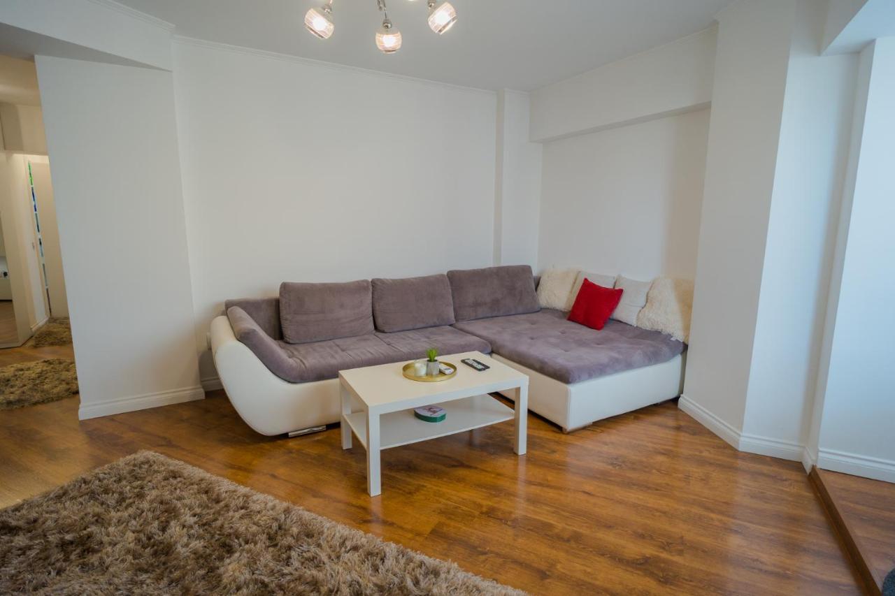 Cozy & Spacious 2Br Apartment With Netflix Букурещ Екстериор снимка