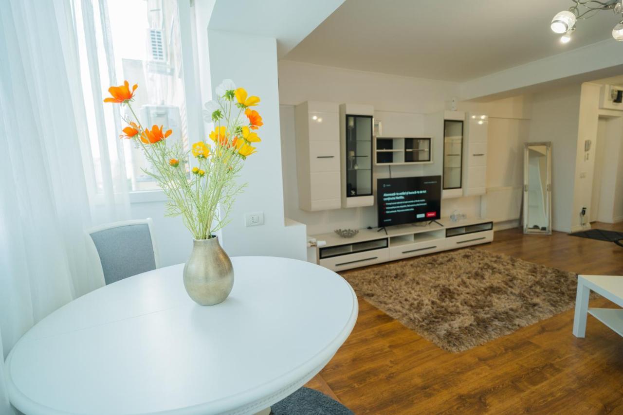 Cozy & Spacious 2Br Apartment With Netflix Букурещ Екстериор снимка