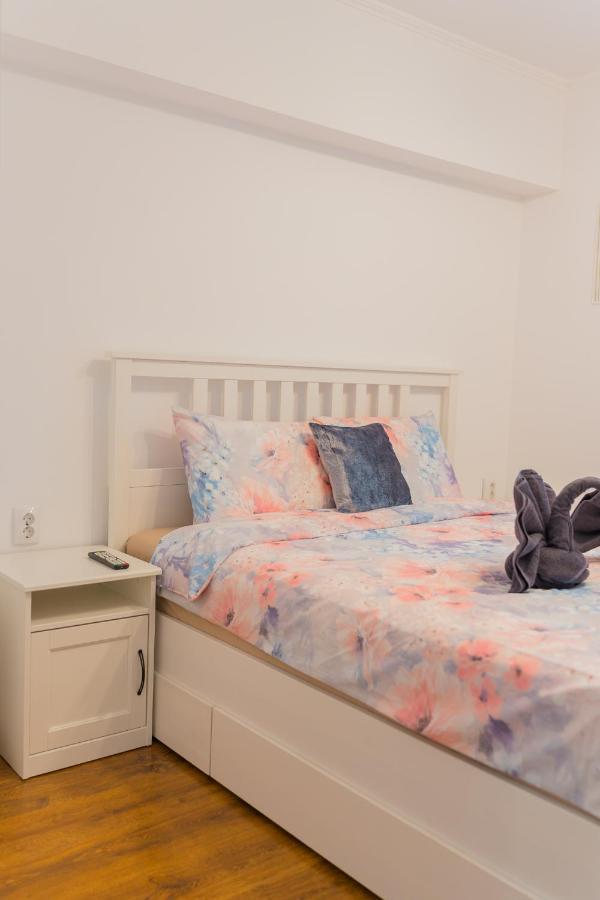 Cozy & Spacious 2Br Apartment With Netflix Букурещ Екстериор снимка