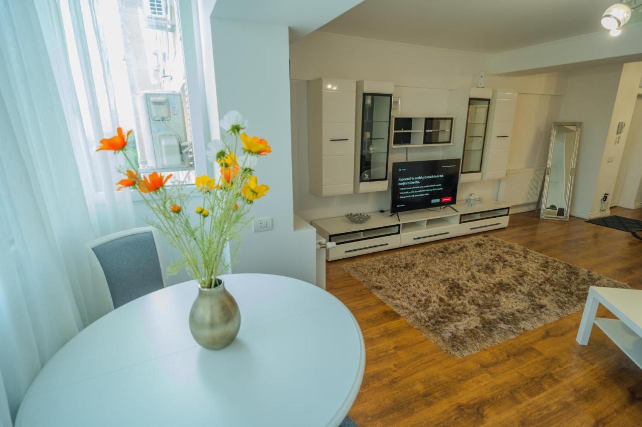 Cozy & Spacious 2Br Apartment With Netflix Букурещ Екстериор снимка
