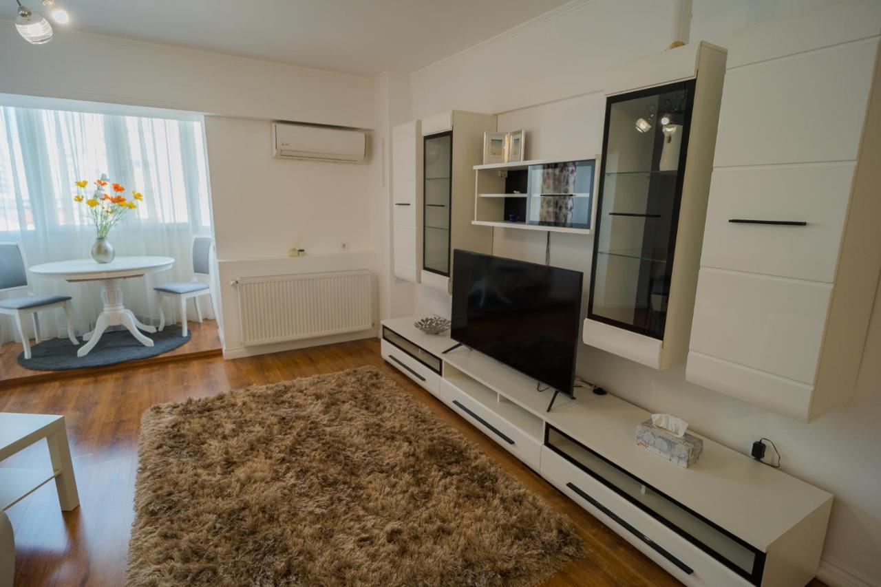 Cozy & Spacious 2Br Apartment With Netflix Букурещ Екстериор снимка