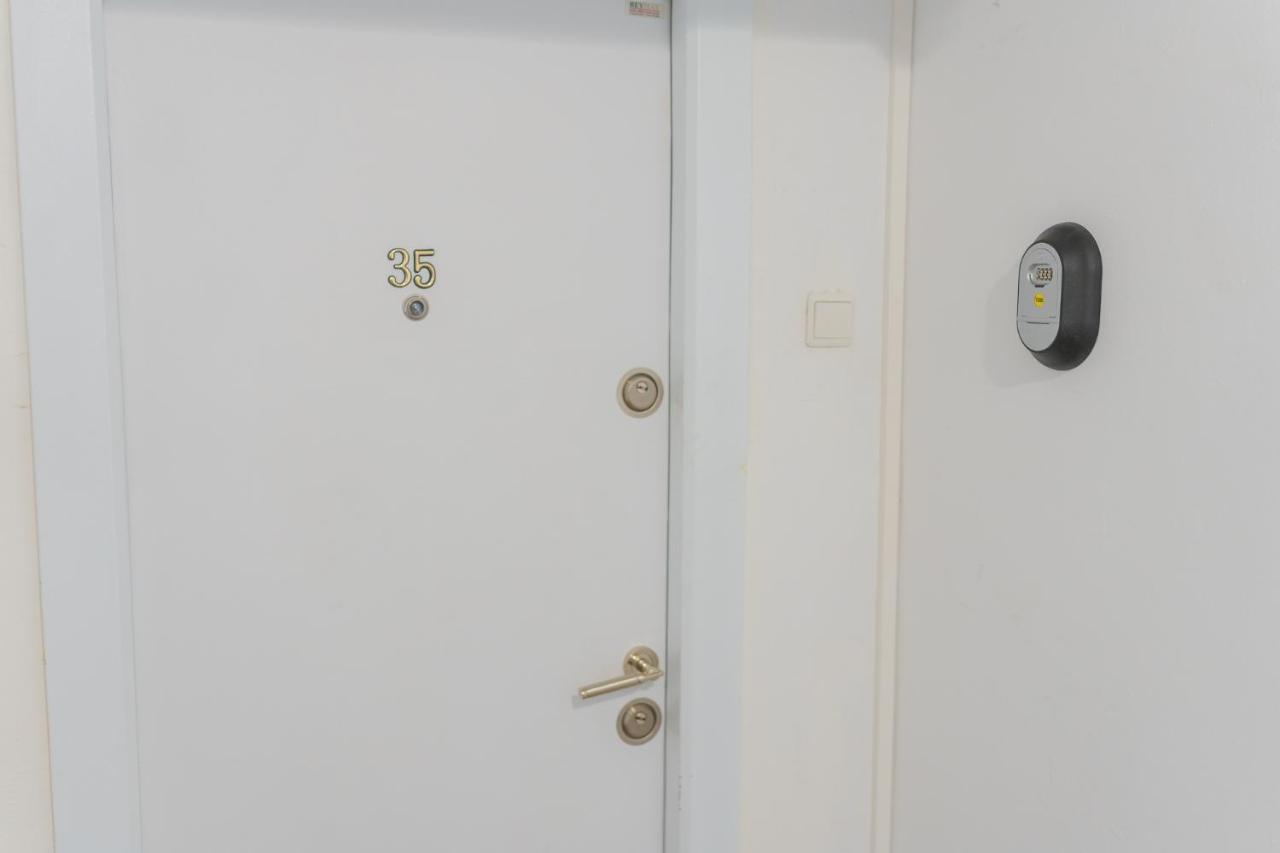 Cozy & Spacious 2Br Apartment With Netflix Букурещ Екстериор снимка